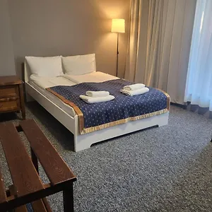 Hostel Bialoleka Premium - Free Parking & Wifi, Warszawa